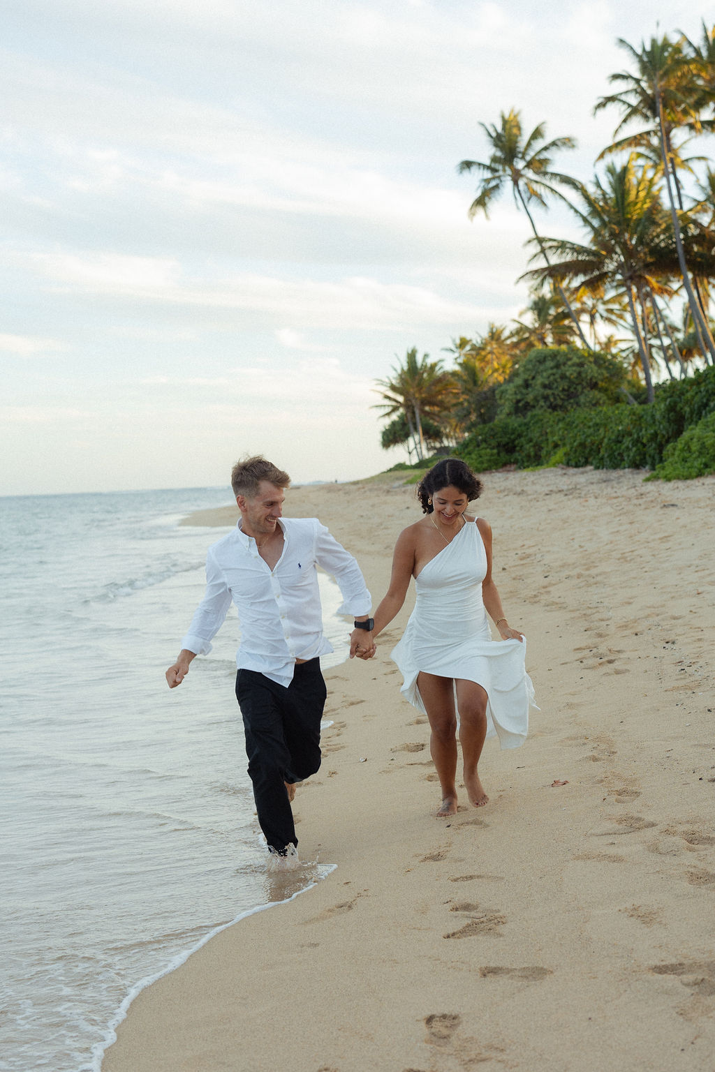 hawaii beach wedding outfits