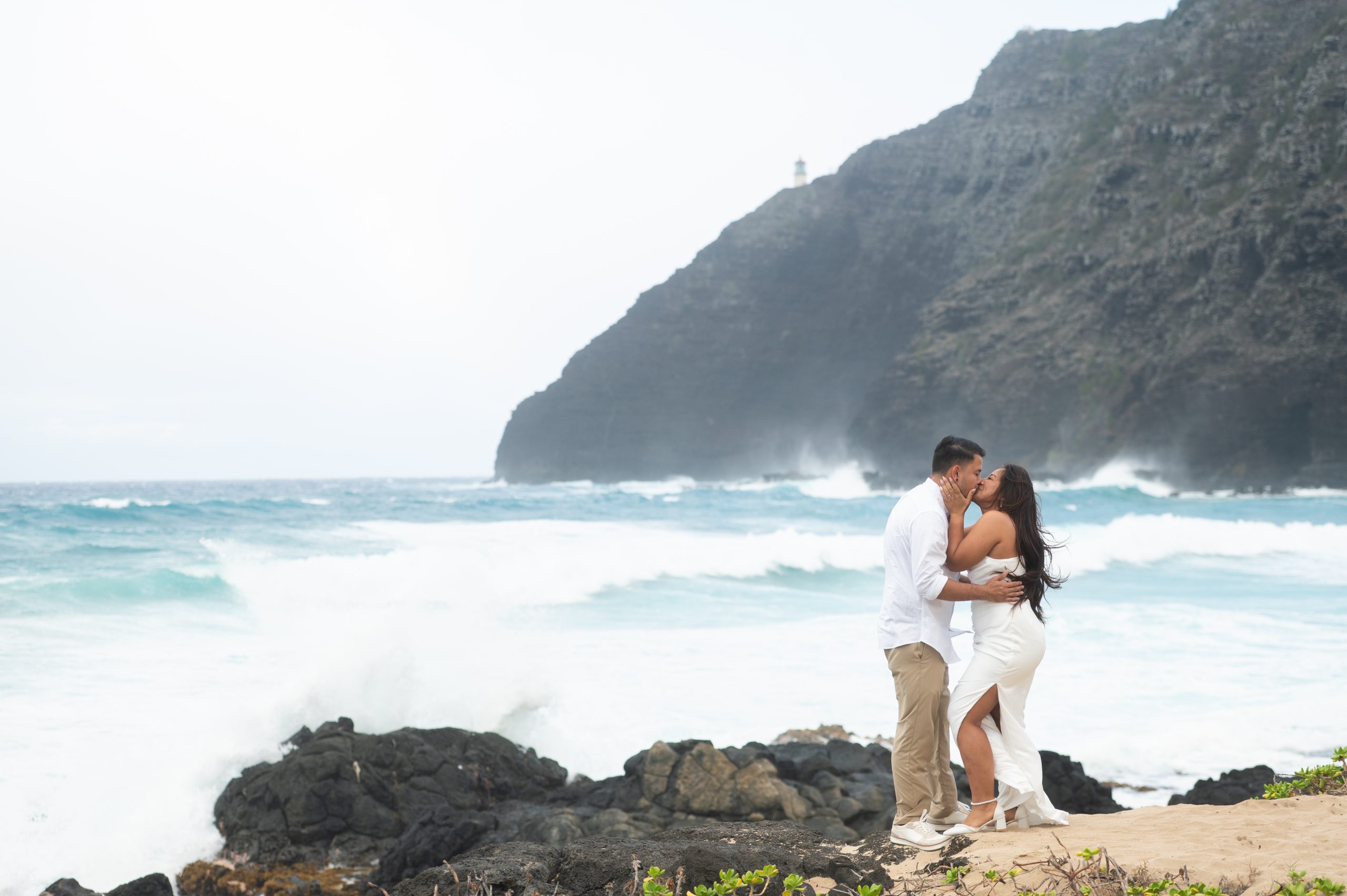 hawaii wedding attire
